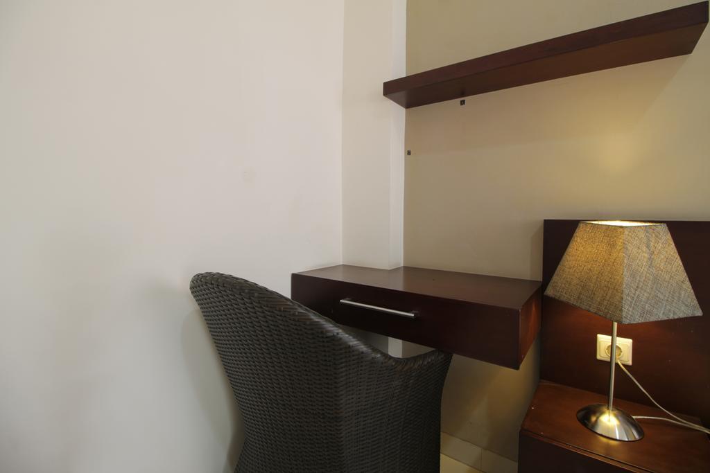 ג'קרטה Reddoorz Plus Near Ambassador Mall מראה חיצוני תמונה